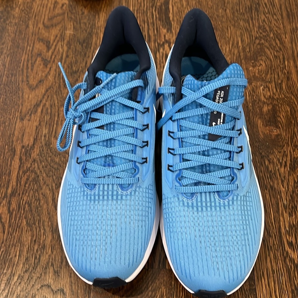 Nike Air Zoom Pegasus 39 Tennessee Titans DR2063-400 Men's Shoes Blue 9.5